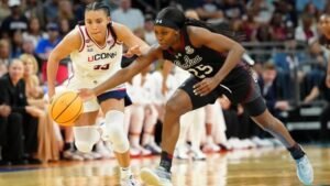 Vencedores e perdedores da Final Four Feminina da NCAA ao vivo: atualizações sobre Carolina do Sul, UConn, Texas, UCLA