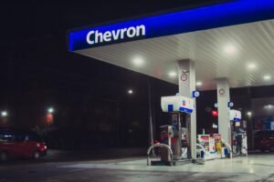 A Chevron (CVX) é uma das ações com melhores dividendos em ascensão para comprar agora?