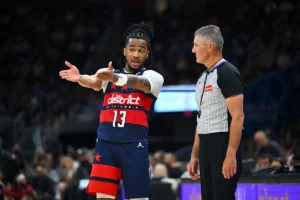 A NBPA divulga as classificações dos jogadores pelos oficiais e não, Scott Foster não está na camada inferior