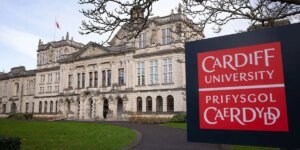 A Universidade de Cardiff multou £ 280.000 depois que funcionários desenvolveram asma ocupacional após 15 anos de exposição a alérgenos