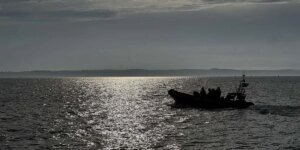 Adolescentes presos planejavam usar um tapete de ioga para escapar de uma ilha escocesa