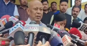 Assam: Sevli Mohilari, esposa do chefe do BPF, Hagrama Mohilari, foi nomeada ministra.