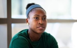 Caty McNally explica por que ela e Coco Gauff desistiram do torneio de duplas de Roma