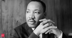 Citação do dia de Martin Luther King Jr.: ‘O amor é o único poder que pode …’ Ativista americano dos direitos civis nos ensina sobre amor e amizade