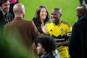 Darlington Nagbe juntou-se à equipe técnica do Crew por um curto prazo