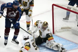 Do exílio do hóquei à faísca dos playoffs: o novo capítulo de Carter Hart com os Golden Knights