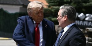 Donald Trump admite que Keir Starmer está ‘em apuros’ e chama o PM de fraco em meio à crise de liderança trabalhista