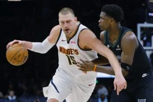 Eddie Johnson: Lubrificamos demais Nikola Jokic. Ele ainda não se sentou à mesa com os maiores nomes de todos os tempos