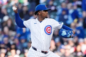 Edward Cabrera se torna o quarto arremessador do Cubs a ir para IL nesta temporada, afastado dos gramados devido a uma bolha no dedo médio