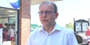 Eleição suplementar de Makerfield: O candidato conservador faz um apelo simples ao Partido Trabalhista.
