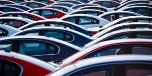 Grandes marcas de automóveis estão fazendo recall de 630.000 veículos por temor de ferimentos graves