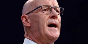 John Swinney faz apelos para que a Escócia controle a energia para acabar com a ‘demolição de Westminster’