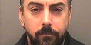 Julgamento de assassinato de Ian Watkins fracassa depois que juiz expressa frustração