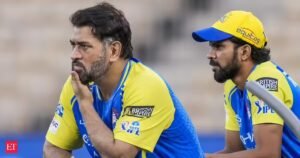 MS Dhoni sai… MSD jogará a partida final SRH vs CSK no IPL 2026 em Chepauk?