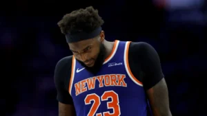 Mitchell Robinson, do Knicks, teria sido submetido a uma cirurgia em um dedo quebrado, na esperança de jogar nas finais