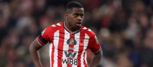 Noah Sadiki, do Sunderland, quebrou o silêncio sobre os rumores de transferência do United
