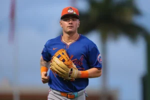 O último colocado, Mets, supostamente convocou o prospecto de melhor rebatida, AJ Ewing