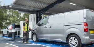 Os motoristas de veículos populares enfrentam custos de condução de £ 1.750, já que os altos preços dos combustíveis atingem um setor vital