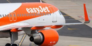 Passageiro da EasyJet evita prisão após briga ‘bêbada e desordenada’ com o capitão por causa de assentos móveis