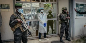 Reino Unido enviará £ 20 milhões para África para combater doenças mortais após a OMS emitir orientações