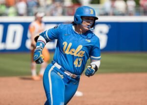 UCLA e Megan Grant terminam a temporada como líderes de RH da NCAA após a virada de Oklahoma