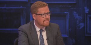 Um parlamentar trabalhista está pedindo ao primeiro-ministro que considere o público britânico antes de alertar sobre a reforma do Muro Vermelho