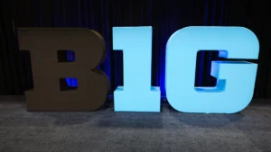 Big Ten discutirá ordem de não jogar Texas Tech em nenhum esporte, devido à decisão de Brendan Sorsby