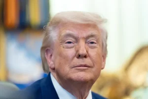 Com a expectativa de que o presidente Trump compareça ao jogo 3 das finais da NBA, os Knicks disseram que os fãs deveriam chegar pelo menos 2 horas mais cedo