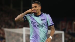 Everton e Juventus entre os times interessados ​​no atacante do Arsenal