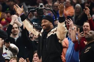 ‘Ficou um pouco difícil’: Rams GM fala sobre o obstáculo que cruzou seu caminho entre Myles Garrett e Rams Trade
