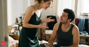 Lições de vida: Provérbio espanhol de hoje: ‘Quando um homem está apaixonado, ele age como uma criança. Mas quando uma mulher está apaixonada, ela…’ Inocência, Vulnerabilidade, Brincadeira, Dependência, Cuidado, Proteção, Lições de vida sobre por que o amor faz uma pessoa mudar seu caráter