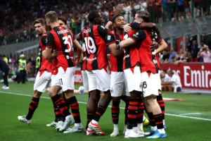 Milan reservou amistosos de pré-temporada contra Manchester United e Celtic