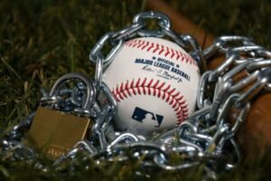 Notícias da MLB: Union Exec afirma que proposta de limite salarial da MLB significa corte de pagamento de US$ 500 milhões