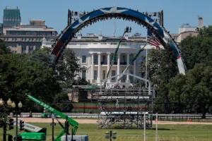 Novo processo busca impedir evento ‘profundamente corrupto’ do UFC Freedom 250 na Casa Branca