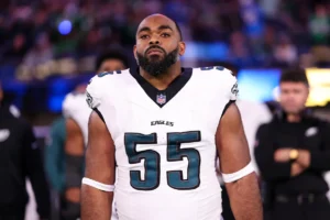 Os Eagles dispensaram Brandon Graham como uma medida processual, recontratando Chandler Martin