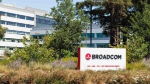 Wall Street elogia as ações da Broadcom. Ela quer turbinar a indústria de casas inteligentes.